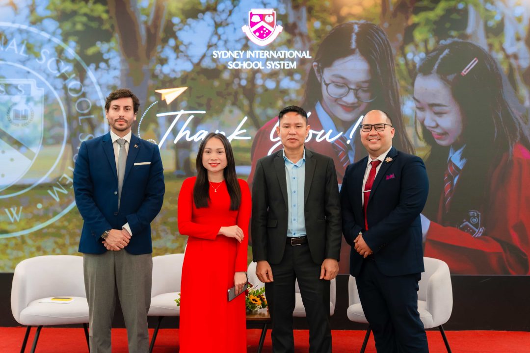 stiring-up-the-excitement-with-the-first-open-day-of-siss