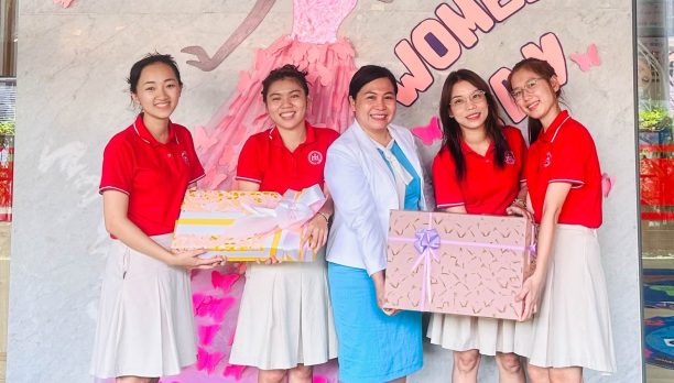 rt-holdings-spreads-love-to-our-amazing-women-on-october-20