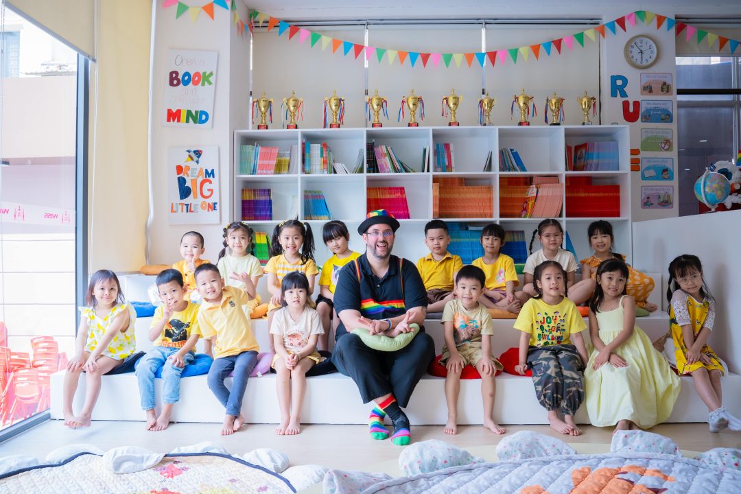 spirit-day-a-burst-of-color-at-wass-and-siss